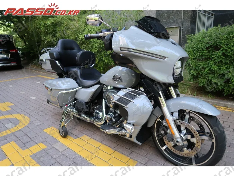 Harley-Davidson Ultra Limited - фото 1