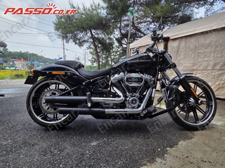 Harley-Davidson Breakout 114 - фото 0