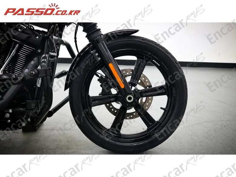 Harley-Davidson Street Bob 114 - фото 5