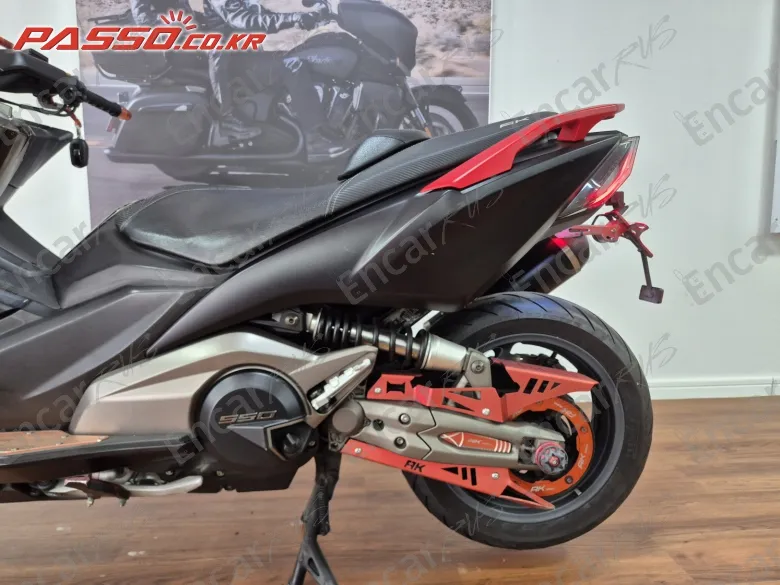 KYMCO AK 550 i - фото 4