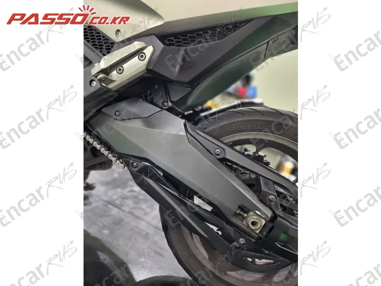 Honda Forza 750 - фото 5