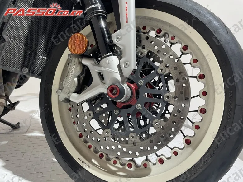 Mv Agusta Dragster 800 Rr - фото 5