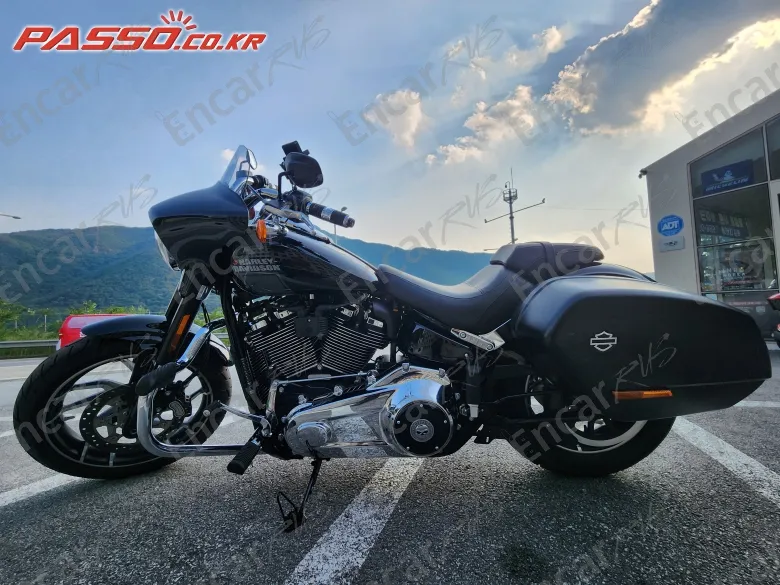 Harley-Davidson Sport Glide - фото 1