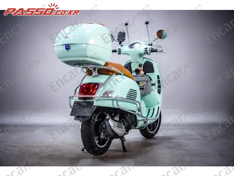 Vespa Gts 125 Super - фото 2