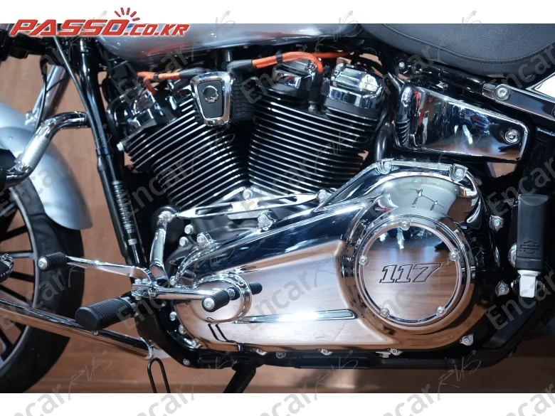 Harley-Davidson Breakout 117 - фото 4