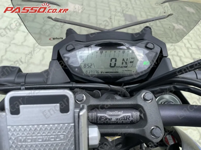 SUZUKI GSX S 1000 - фото 5