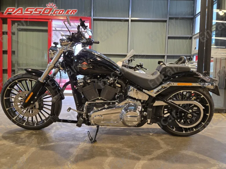 HARLEY-DAVIDSON BREAKOUT 117 - фото 1