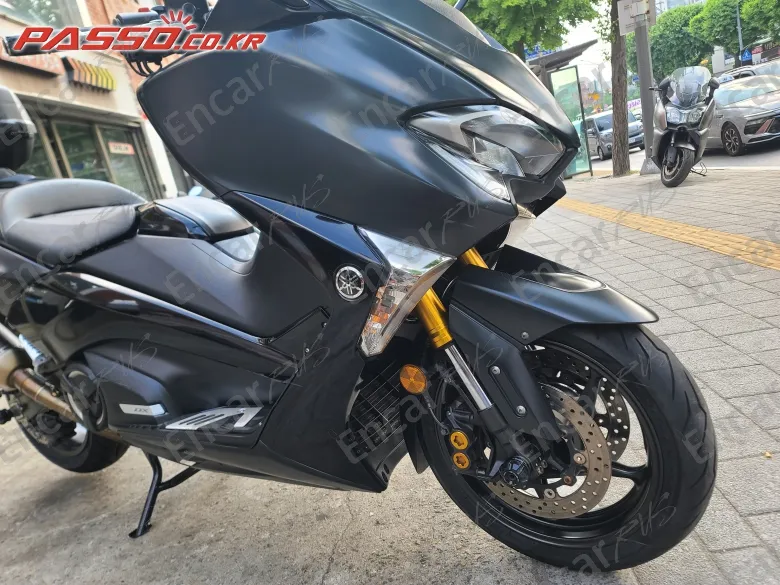 YAMAHA T MAX DX - фото 5