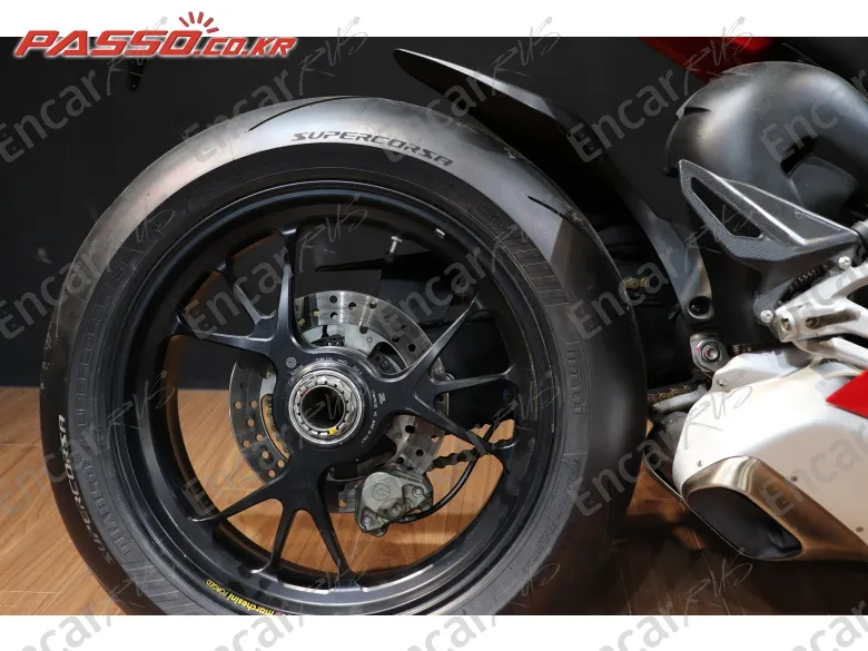 DUCATI PANIGALE V4 S - фото 6