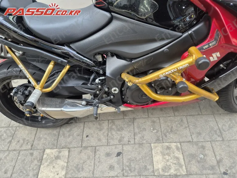 SUZUKI GSX S 1000 F - фото 6