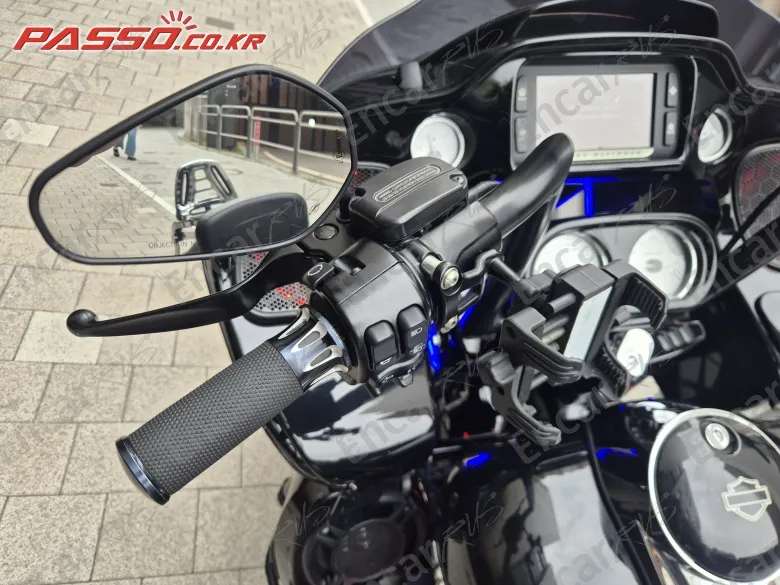 Harley-Davidson Fltr - фото 3