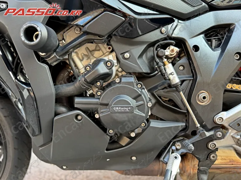 Bmw S 1000 Xr - фото 4