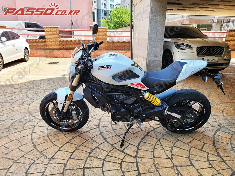 DUCATI MONSTER 797 - фото 1