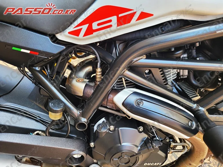 DUCATI MONSTER 797 - фото 4