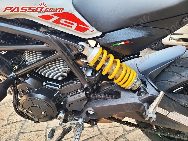 DUCATI MONSTER 797 - фото 6