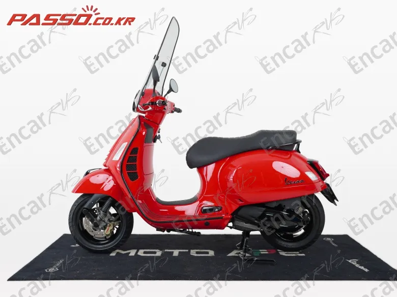 VESPA GTS 300 SUPER TECH - фото 1