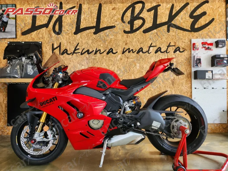 DUCATI PANIGALE V4 S - фото 1