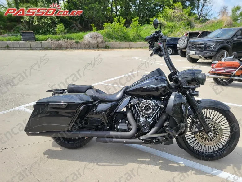Harley-Davidson Road King Special - фото 0