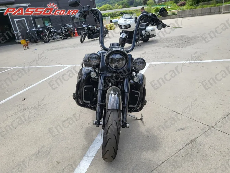 Harley-Davidson Road King Special - фото 5