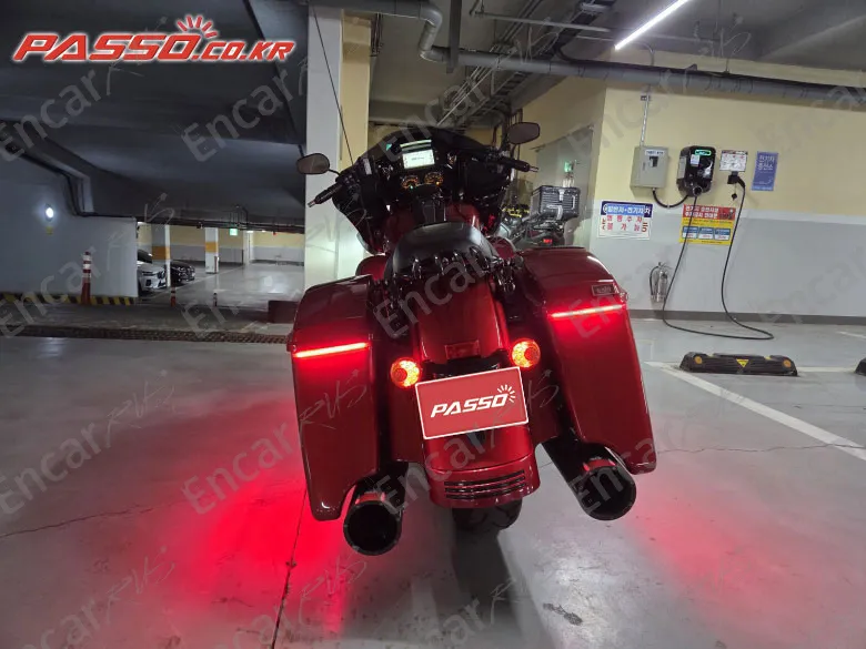 Harley-Davidson Road Glide Special - фото 2