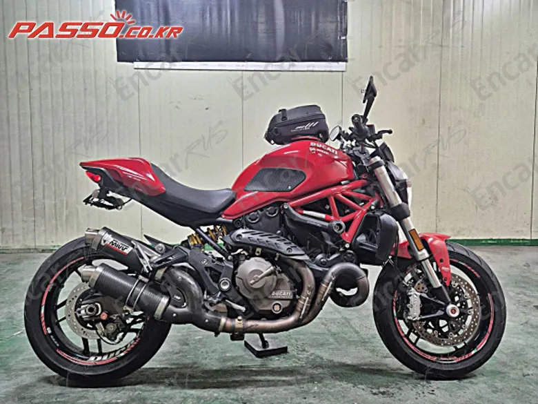 Ducati Monster 821 - фото 0