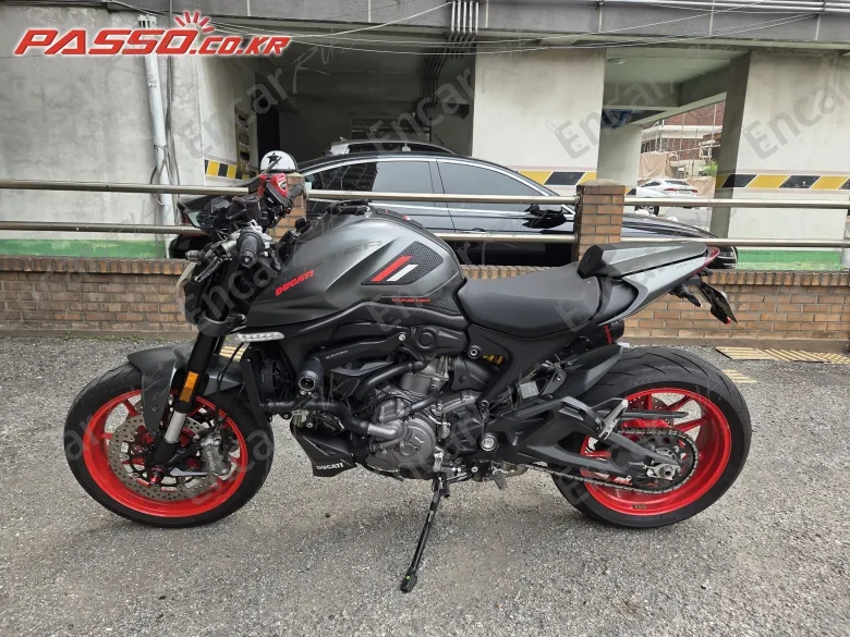 DUCATI MONSTER 937 - фото 1