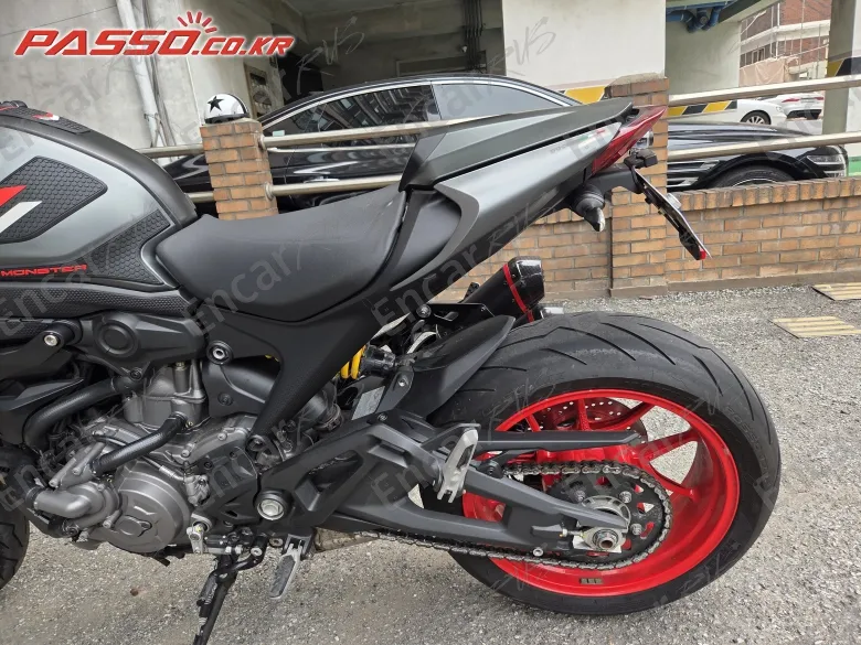 DUCATI MONSTER 937 - фото 5