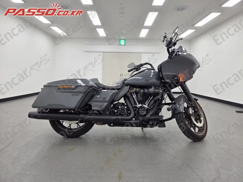 Harley-Davidson Road Glide St - фото 0