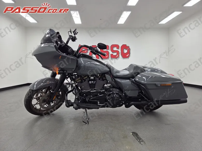 Harley-Davidson Road Glide St - фото 1
