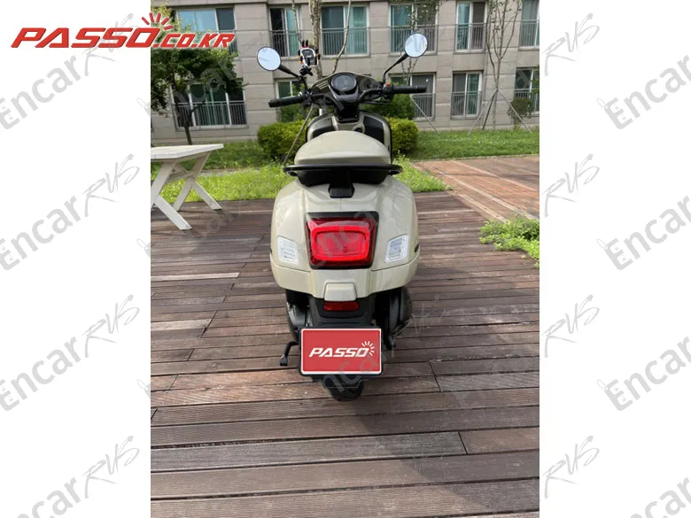 VESPA GTV 300 - фото 2