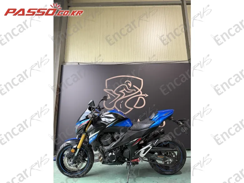 KAWASAKI Z 800 - фото 1
