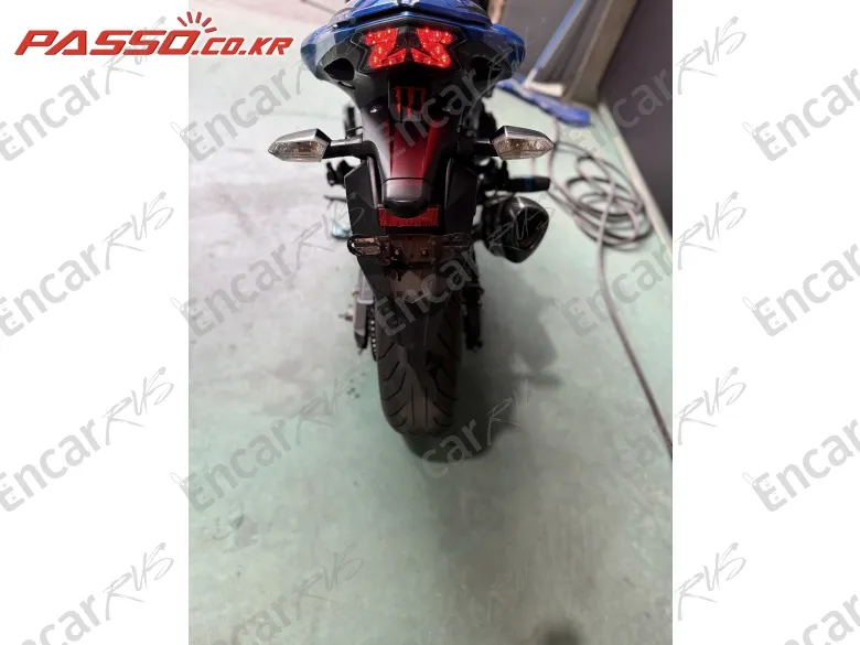 KAWASAKI Z 800 - фото 2