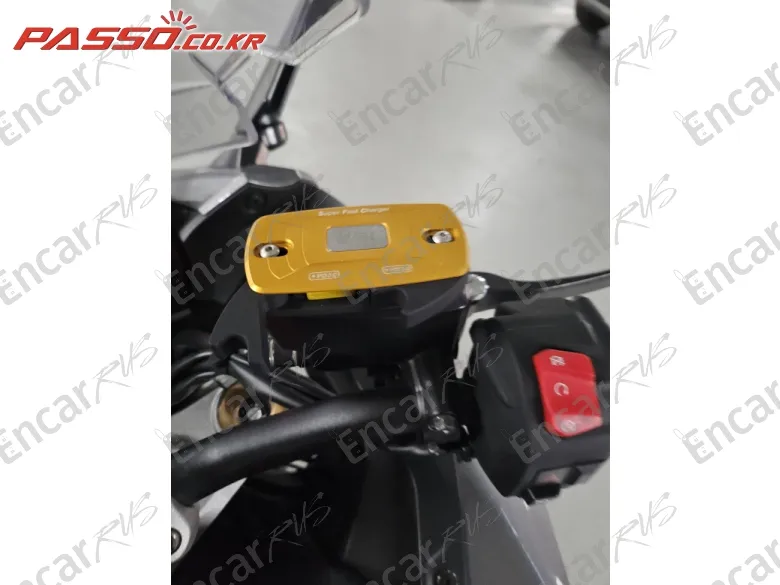 Suzuki Gsx S 1000 Gt - фото 5