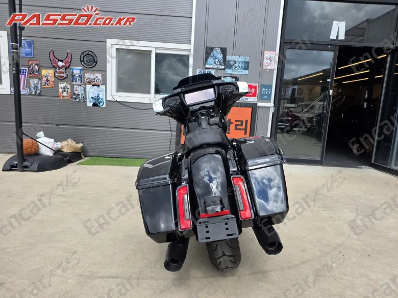 Harley-Davidson Flhx - фото 2