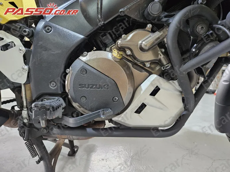 Suzuki V Strom 1050 Xt - фото 4
