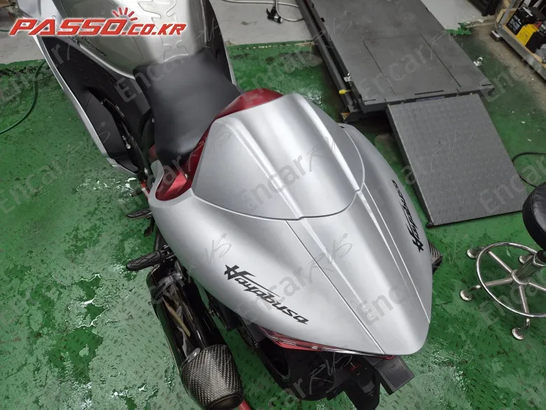 Suzuki Gsx R 1300 Hayabusa - фото 2