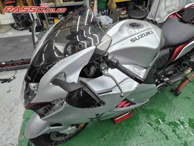 Suzuki Gsx R 1300 Hayabusa - фото 4