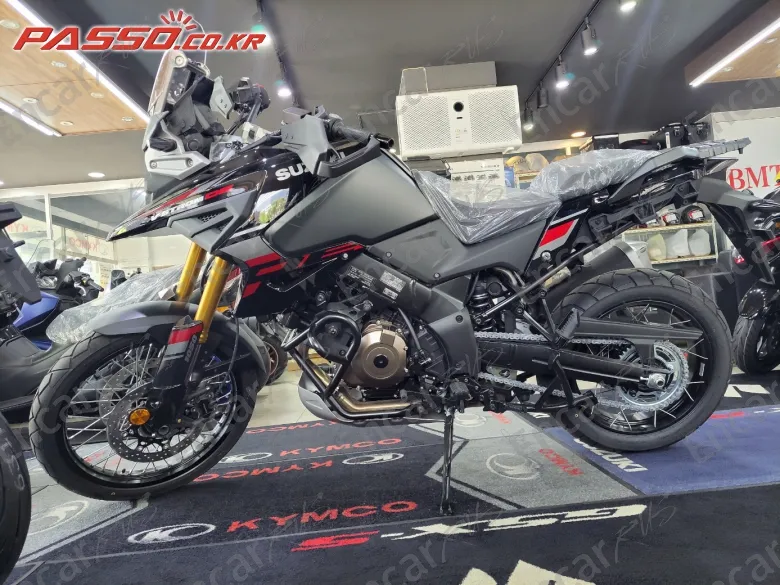 SUZUKI V STROM 1050 DE - фото 1