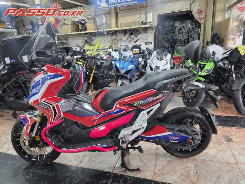 Honda X Adv - фото 1