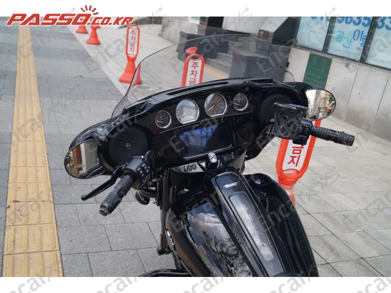 Harley-Davidson Flhxs Street Glide Special - фото 3