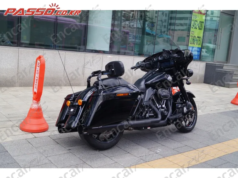 Harley-Davidson Flhxs Street Glide Special - фото 6