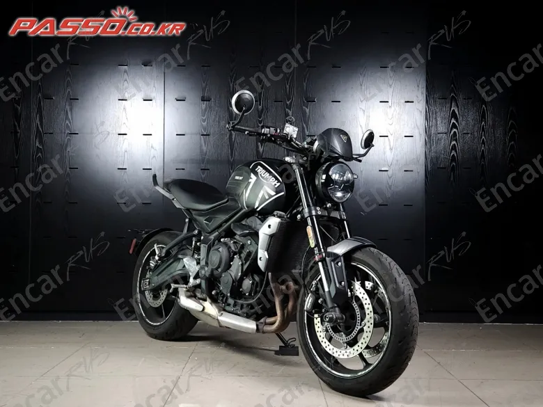 TRIUMPH TRIDENT 660 - фото 2