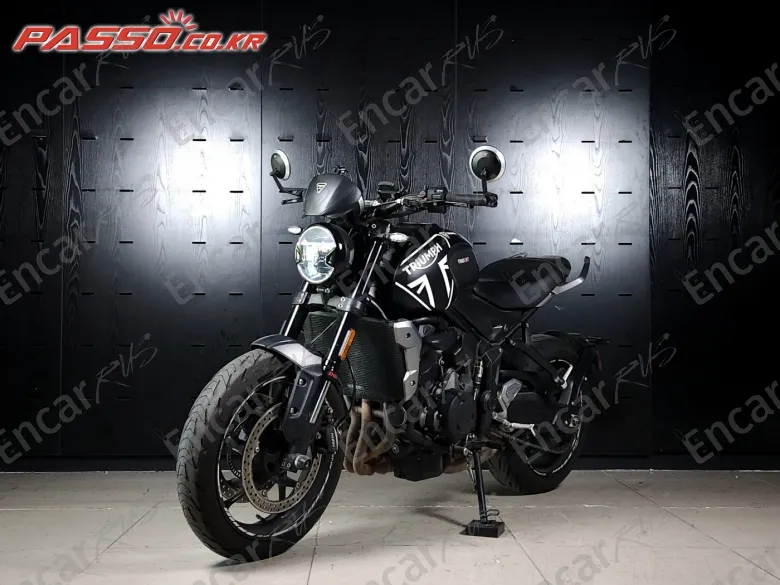 TRIUMPH TRIDENT 660 - фото 3