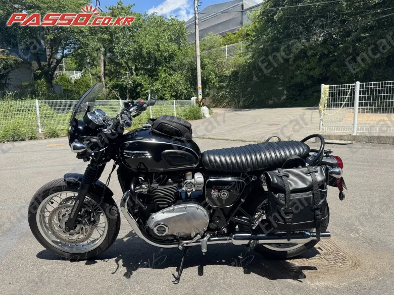 TRIUMPH BONNEVILLE T120 BLACK - фото 1