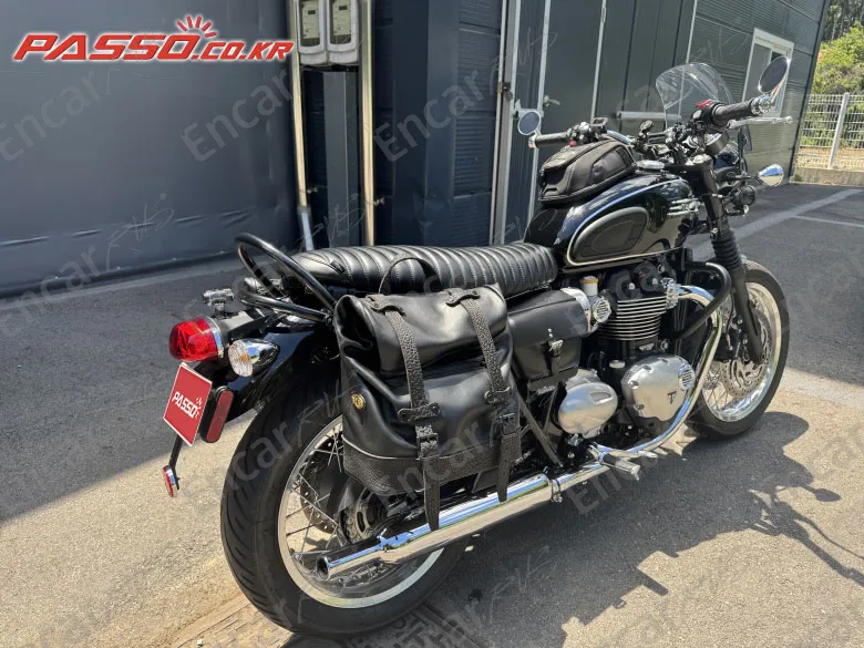 TRIUMPH BONNEVILLE T120 BLACK - фото 2