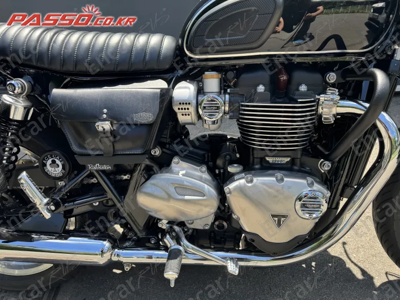 TRIUMPH BONNEVILLE T120 BLACK - фото 4