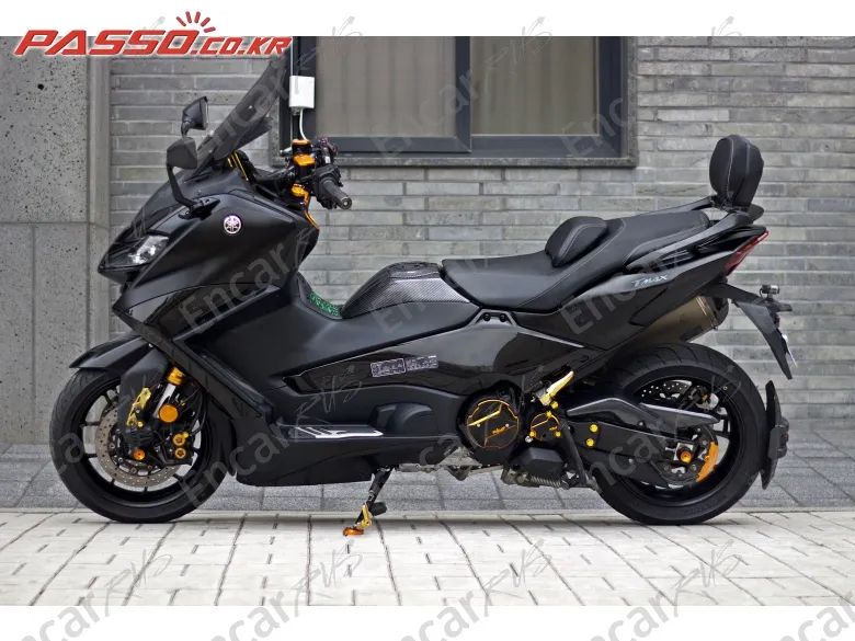 Yamaha T Max 560 - фото 1