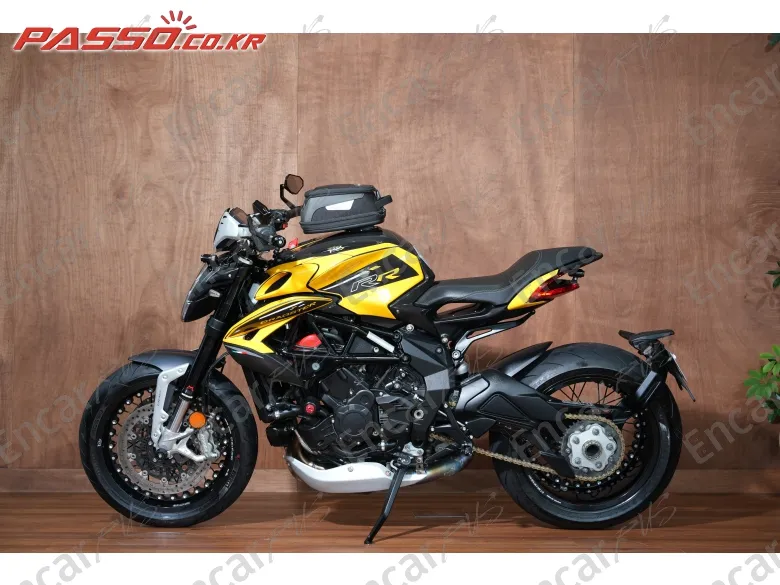 MV AGUSTA DRAGSTER 800 RR SCS - фото 1