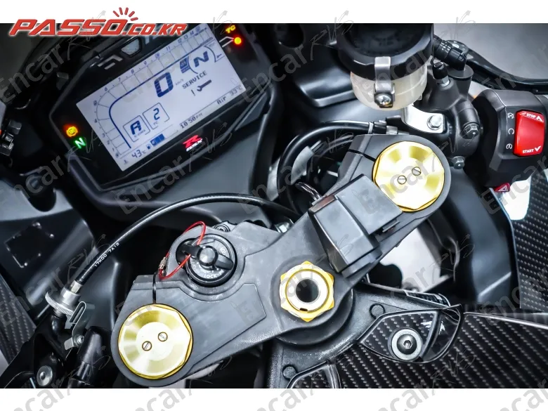 Suzuki Gsx R 1000 - фото 3