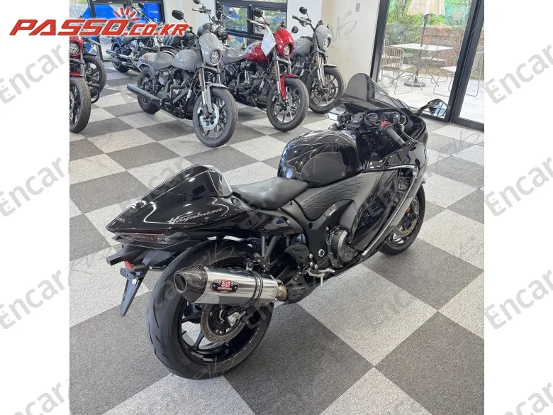 SUZUKI GSX R 1300 HAYABUSA - фото 2